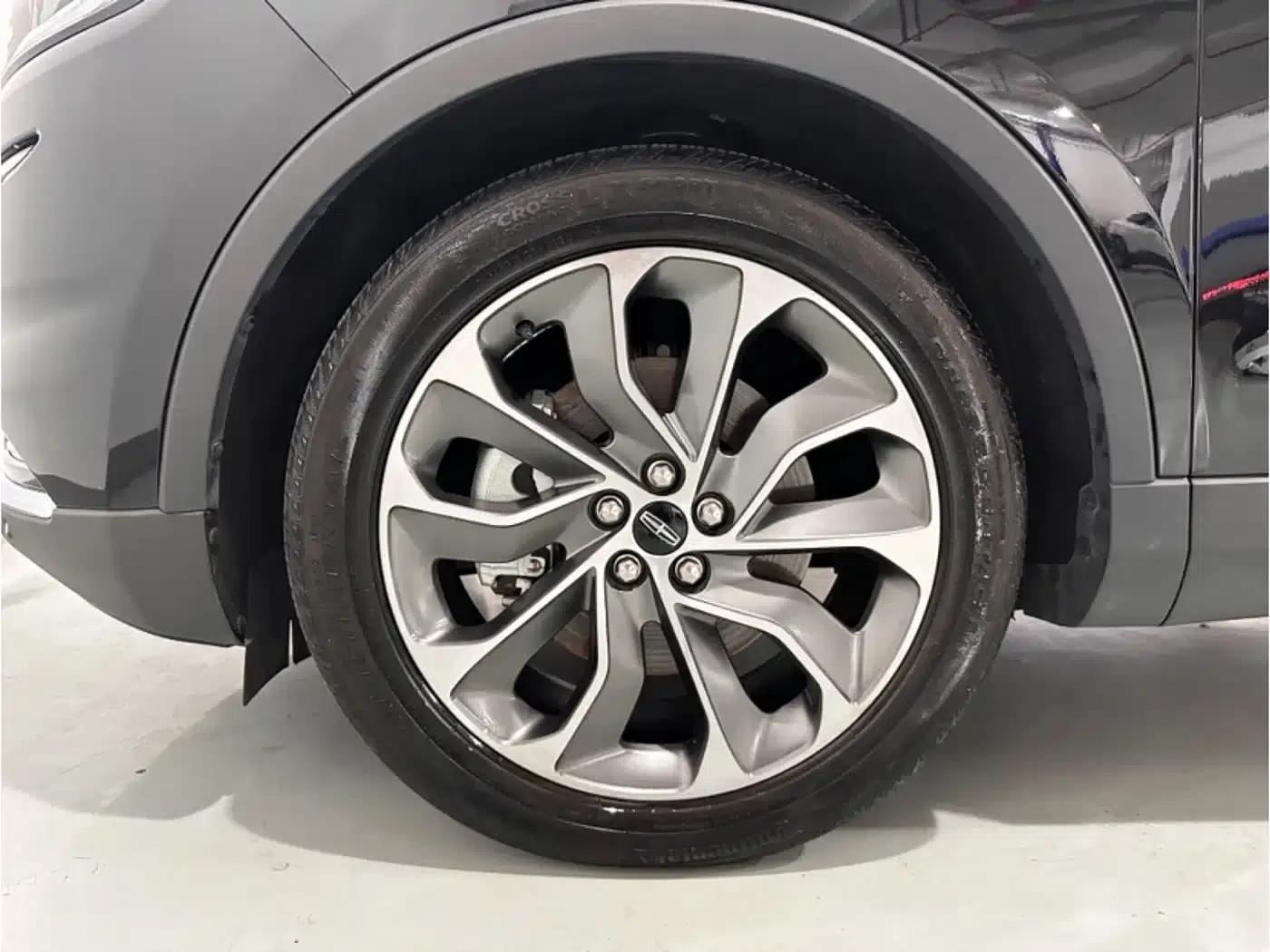 Navigator 2021 2.0T AWD Premium Edition — миниатюра 14