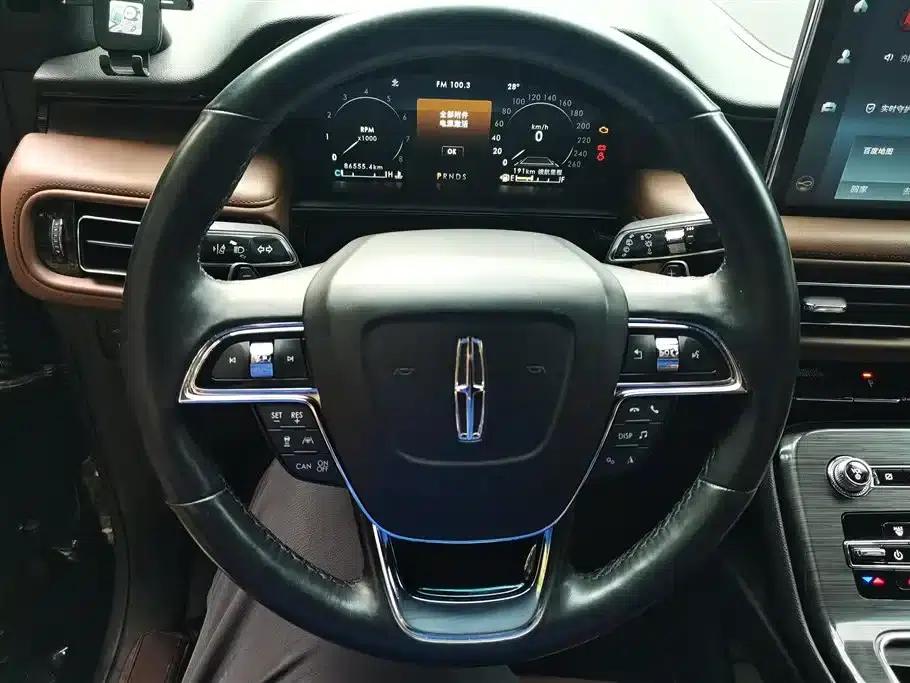 Navigator 2021 2.7T AWD Premium Edition — миниатюра 15