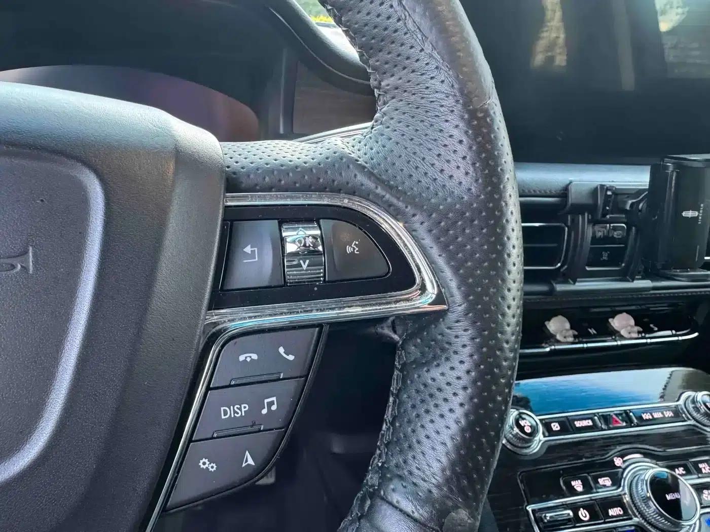 Navigator 2021 Facelift 2.7T AWD Premium Edition — миниатюра 17