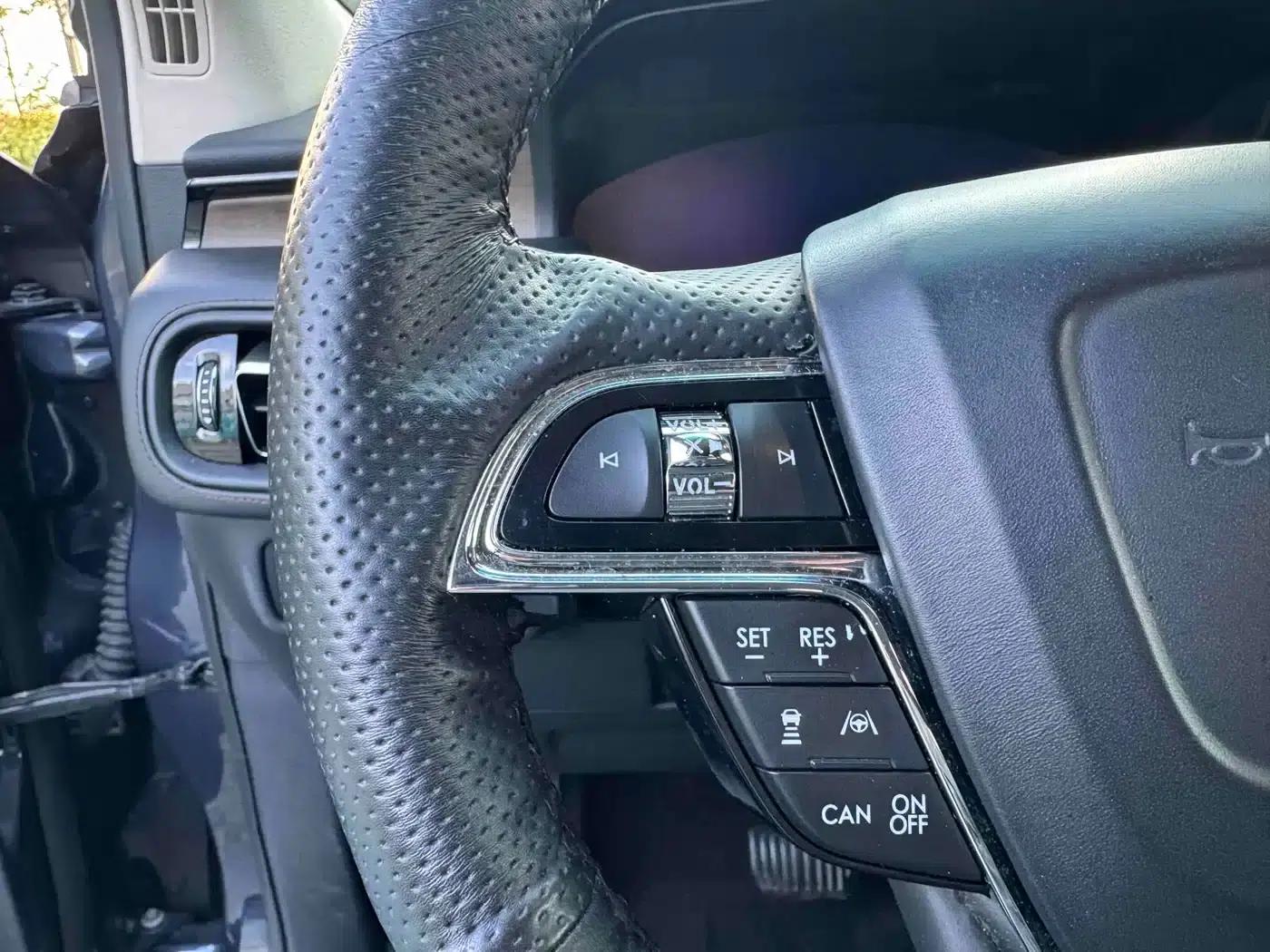 Navigator 2021 Facelift 2.7T AWD Premium Edition — миниатюра 18