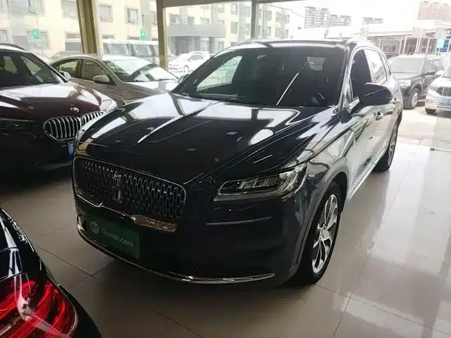 Navigator 2021 2.0T AWD Premium Edition