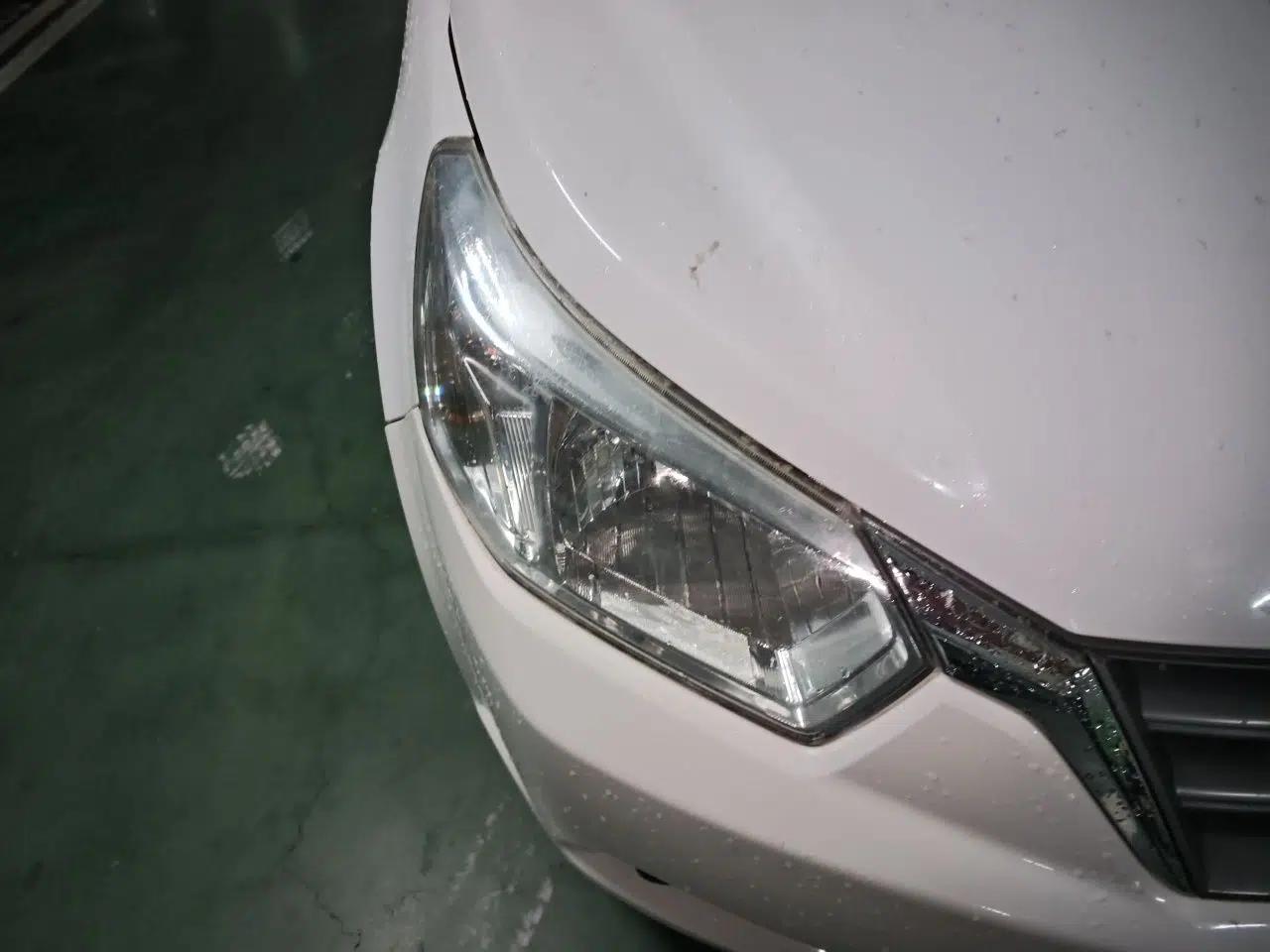 Venucia R50 2012 1.6L Automatic Prestige Edition — миниатюра 7