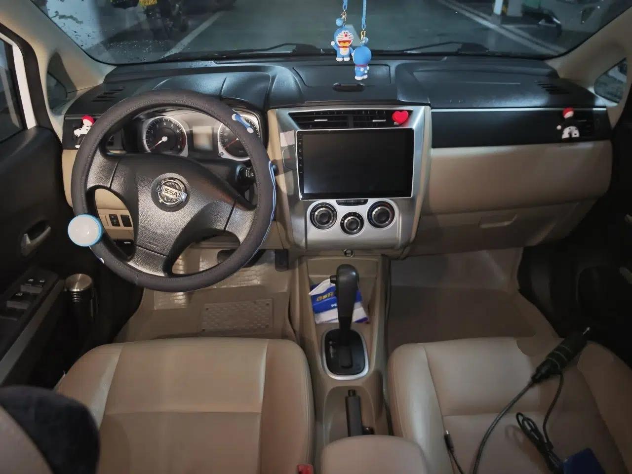 Venucia R50 2012 1.6L Automatic Prestige Edition — миниатюра 10