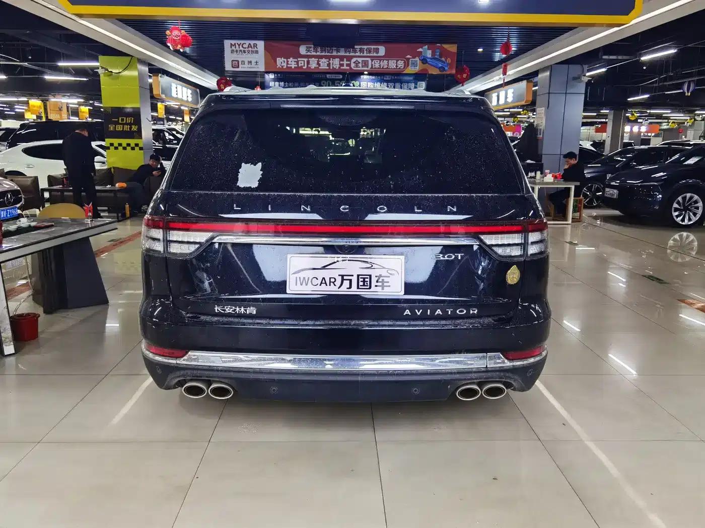 2021 Aviator 3.0T V6 AWD Premium Edition — миниатюра 5
