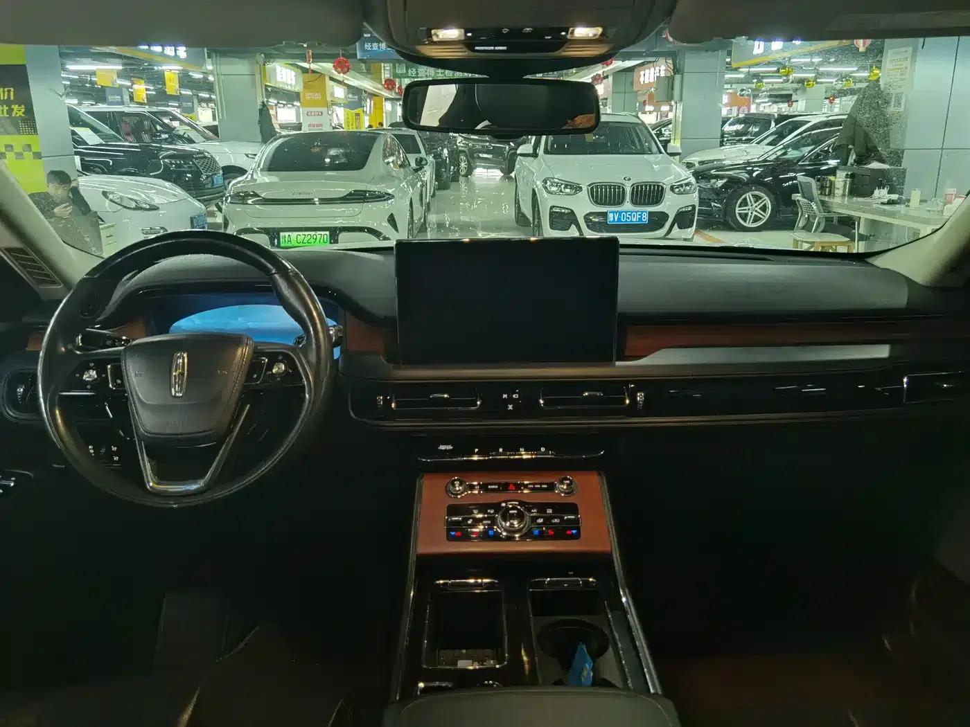 2021 Aviator 3.0T V6 AWD Premium Edition — миниатюра 8
