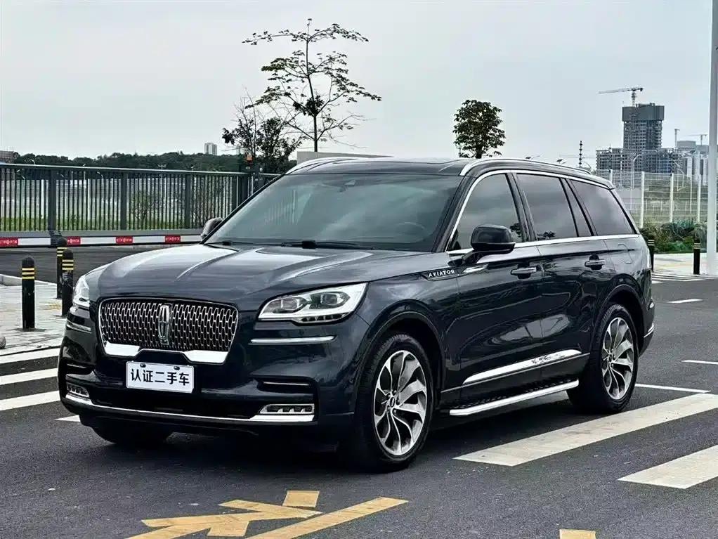 2020 Aviator 3.0T V6 AWD Executive Edition — миниатюра 1