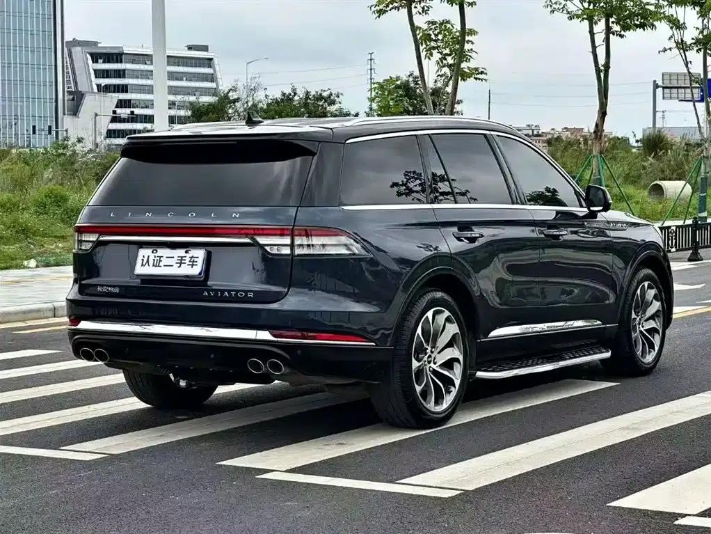2020 Aviator 3.0T V6 AWD Executive Edition — миниатюра 5