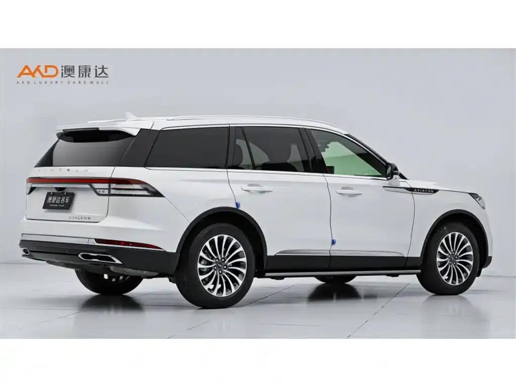 Aviator / 3.0T / 2023 / V6 AWD Premium Cruiser Edition (6 Seats) — миниатюра 3