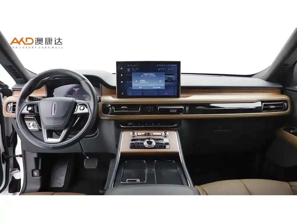Aviator / 3.0T / 2023 / V6 AWD Premium Cruiser Edition (6 Seats) — миниатюра 5