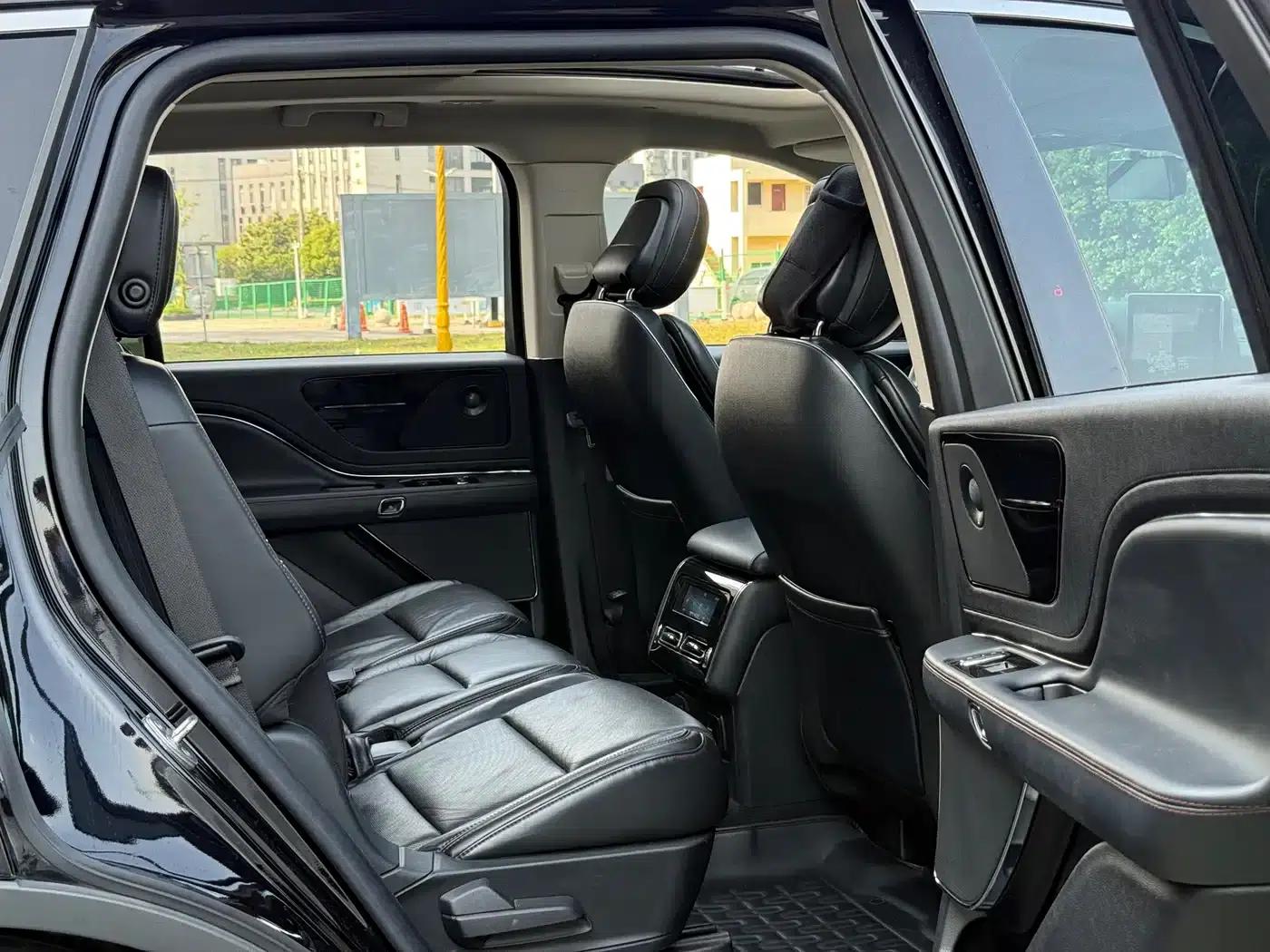 2020 Aviator 3.0T V6 AWD Premium Edition — миниатюра 13
