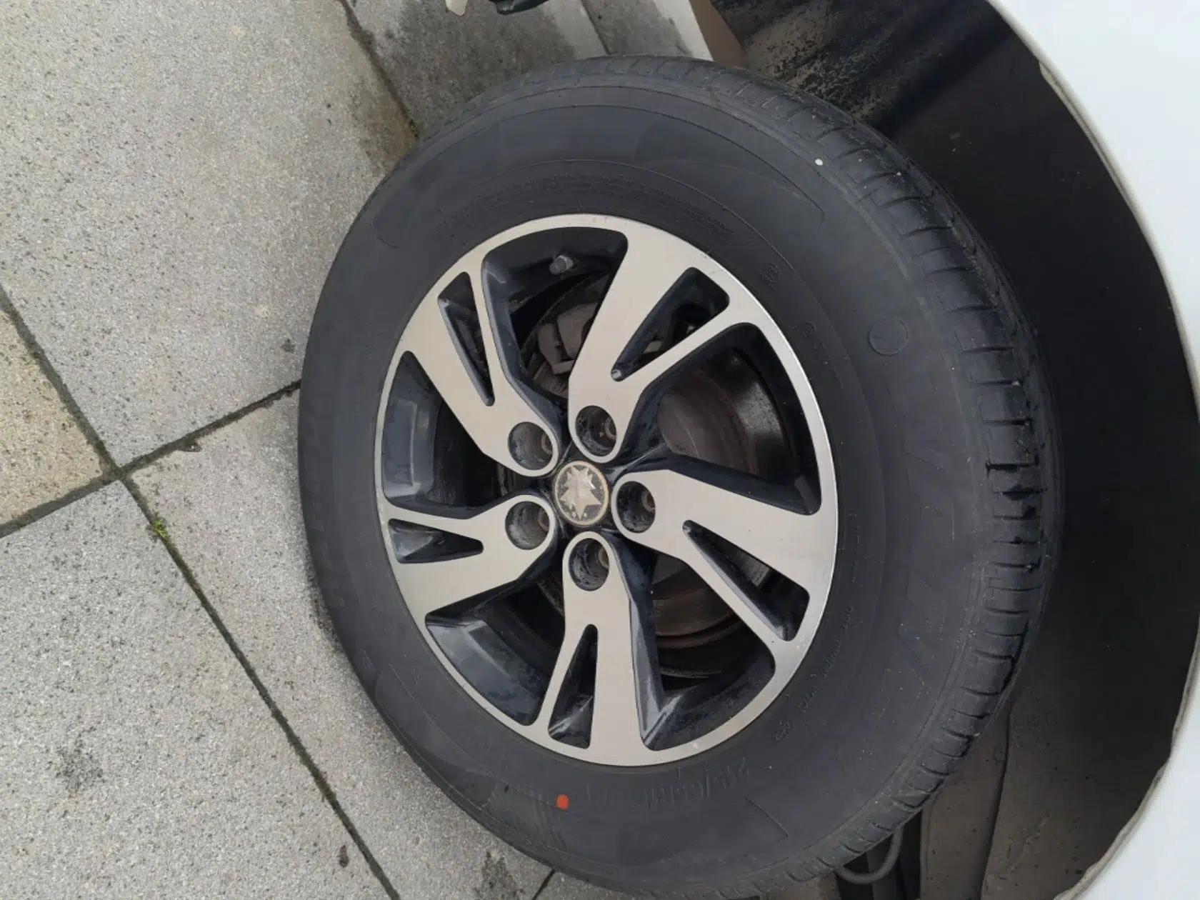 Venucia T70 2016 1.6L Manual Ruixing Edition — миниатюра 10