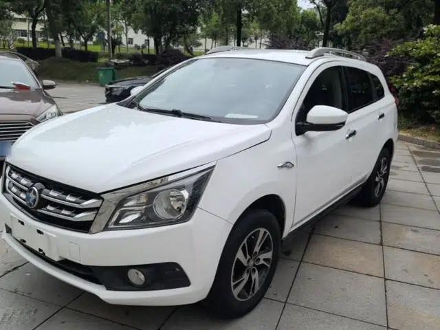 Venucia T70 2016 1.6L Manual Ruixing Edition