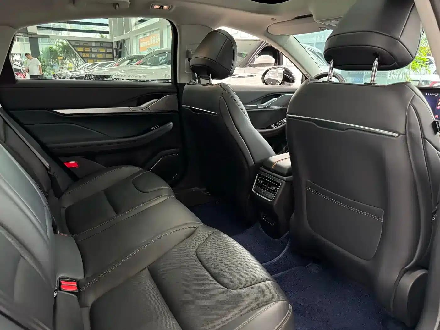 Lincoln Z 2024 2.0T Premium Edition — миниатюра 15