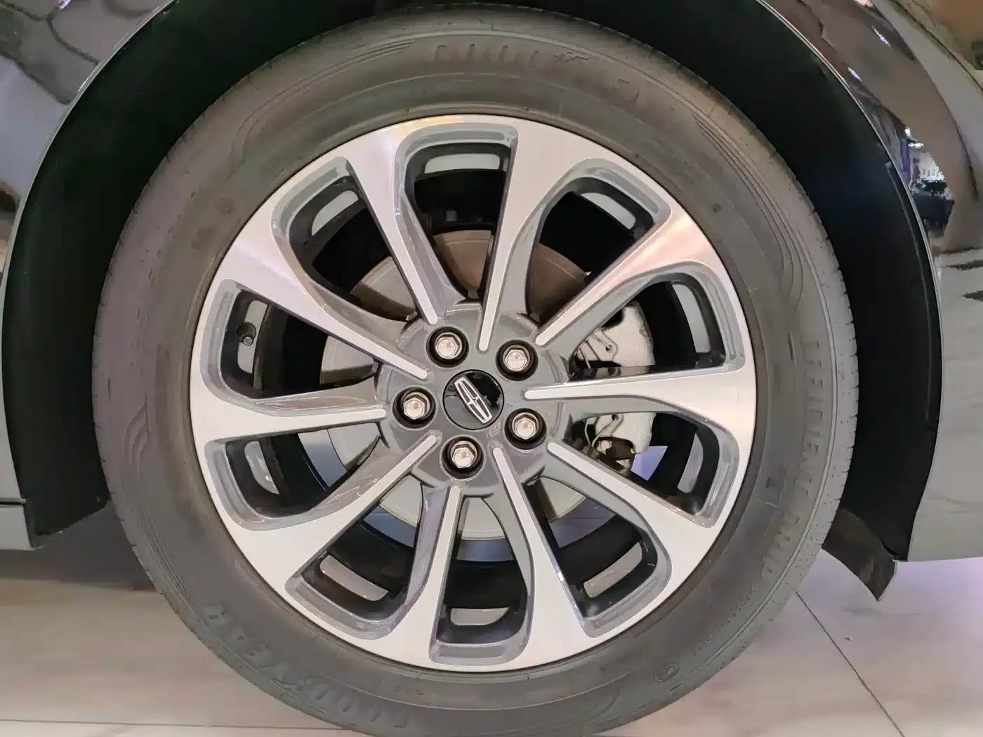 Lincoln Z 2024 2.0T Premium Edition — миниатюра 22