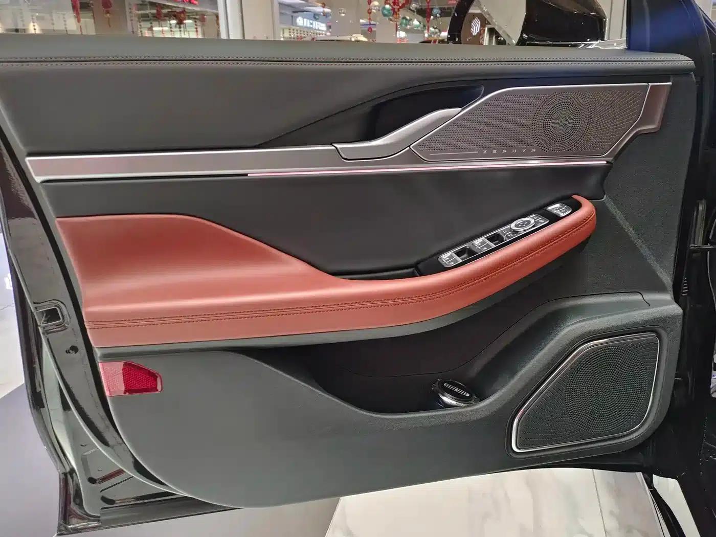 Lincoln Z 2024 2.0T Premium Edition — миниатюра 5