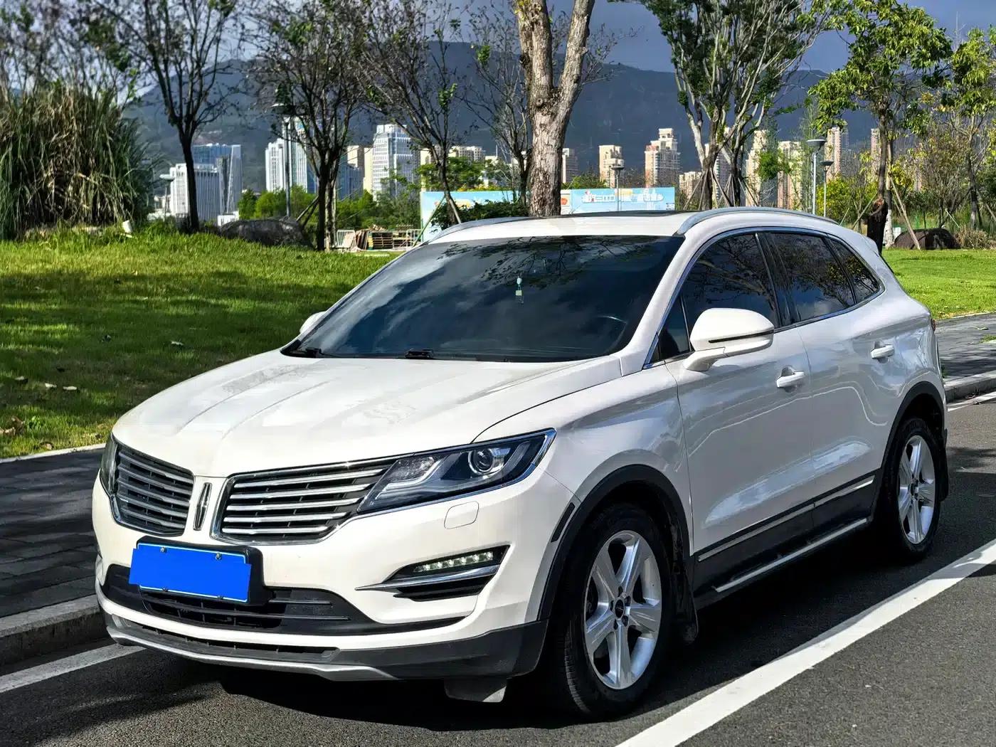 Lincoln MKC 2017 2.0T Two-Wheel Drive Premium Edition — миниатюра 30