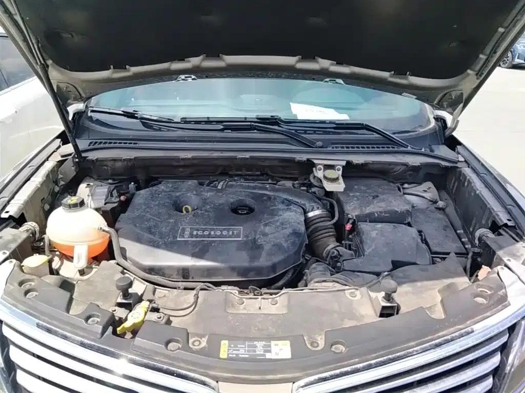 Lincoln MKC 2017 2.0T 2WD Premium Edition — миниатюра 20