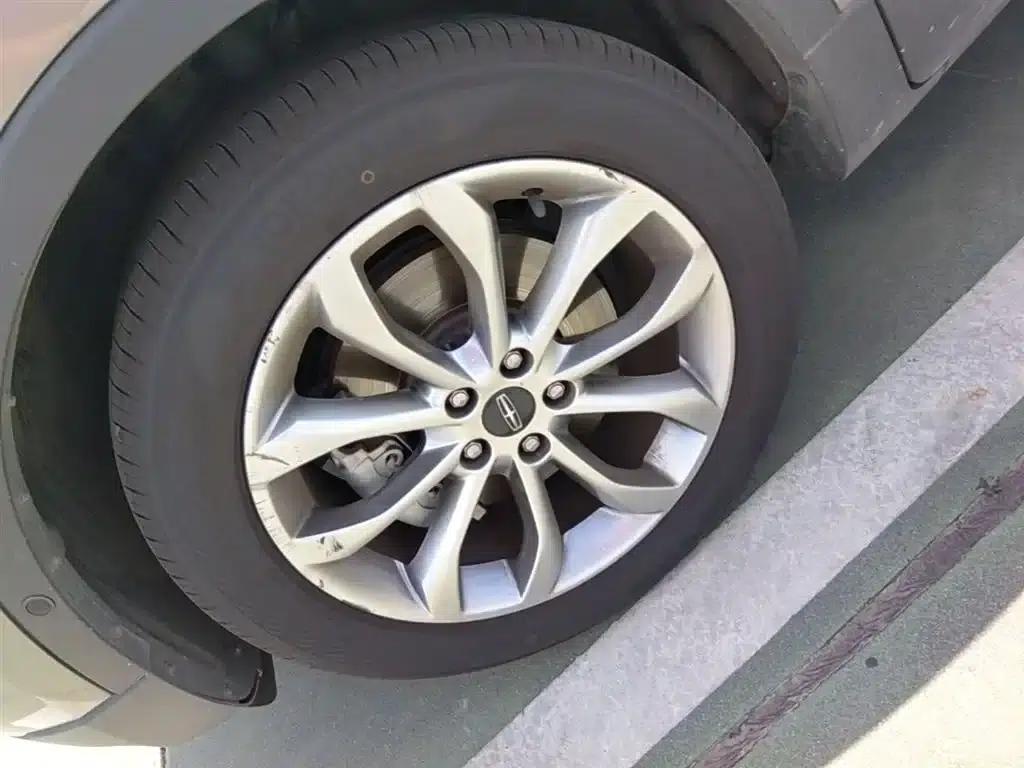 Lincoln MKC 2017 2.0T 2WD Premium Edition — миниатюра 23