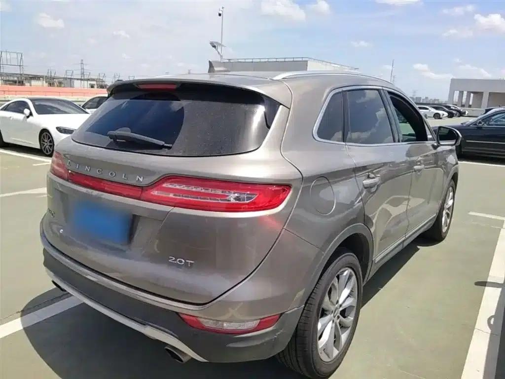 Lincoln MKC 2017 2.0T 2WD Premium Edition — миниатюра 7