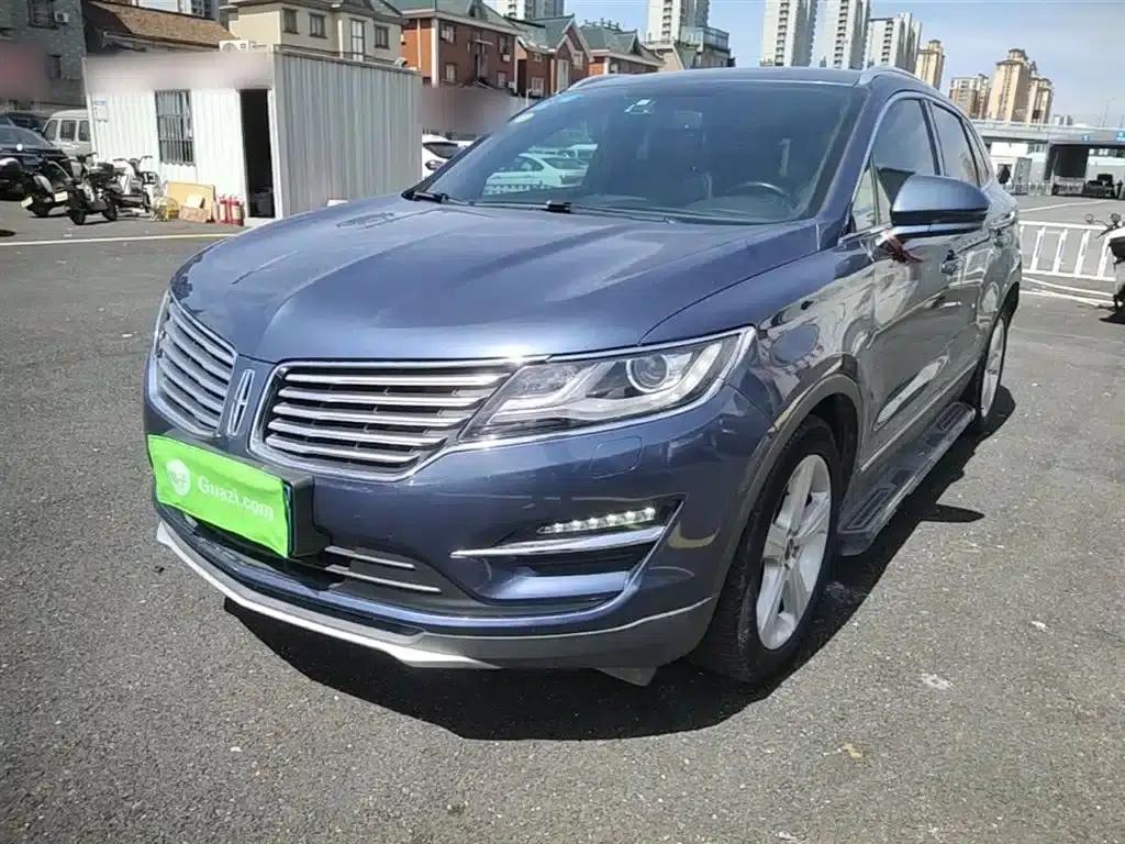 Lincoln MKC 2017 2.0T Two-Wheel Drive Premium Edition — миниатюра 1