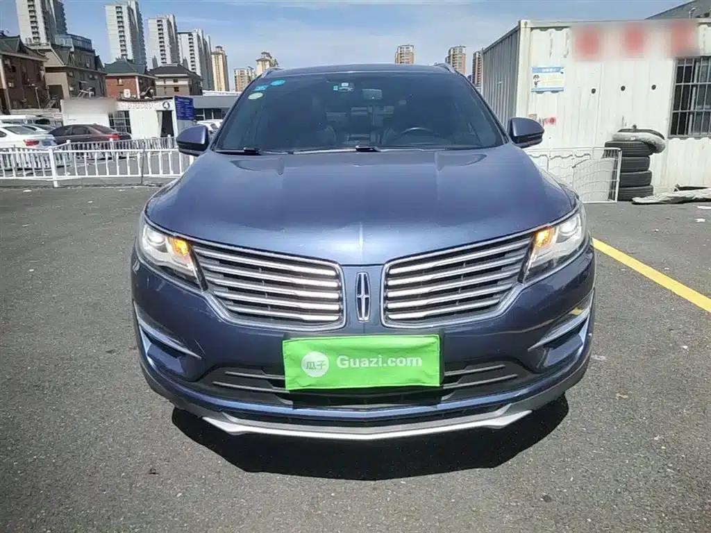 Lincoln MKC 2017 2.0T Two-Wheel Drive Premium Edition — миниатюра 2