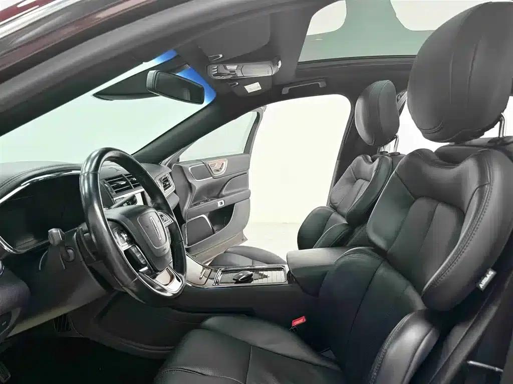 Lincoln Continental 2018 2.0T Two-Wheel Drive Premium Edition — миниатюра 12
