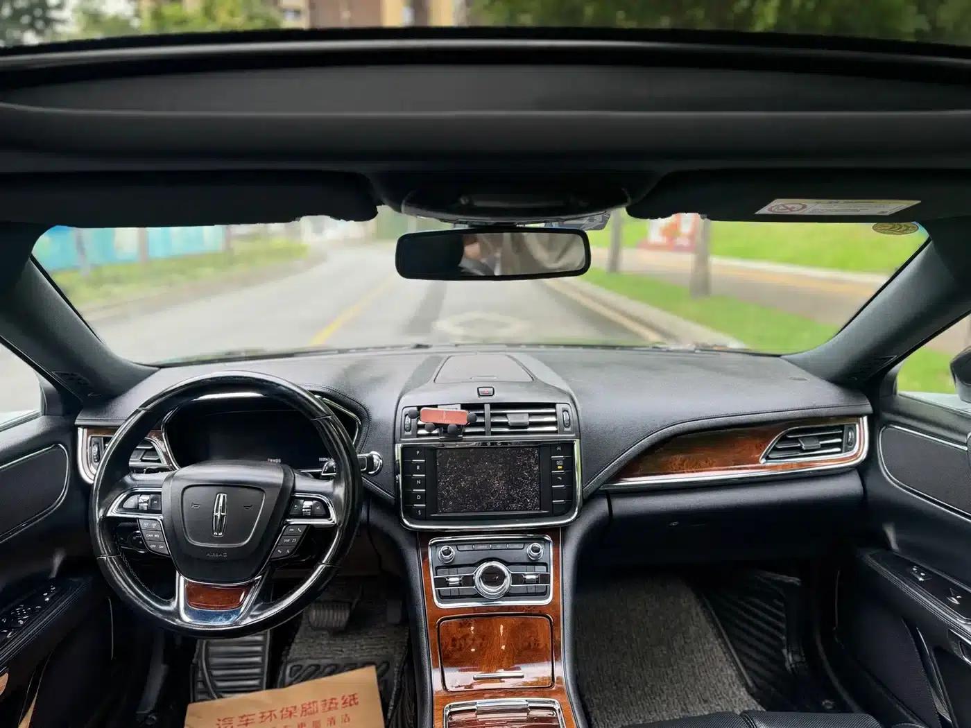 Lincoln Continental 2019 2.0T Two-Wheel Drive Premium Edition (China V Emission Standard) — миниатюра 12