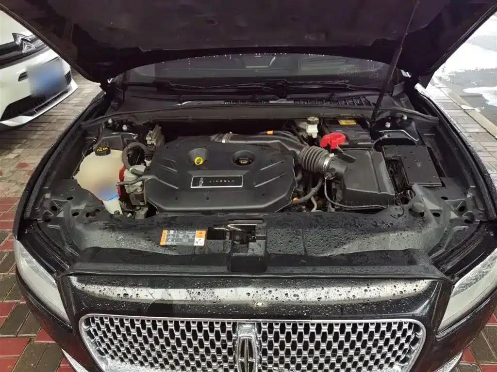 Lincoln Continental 2018 2.0T Two-Wheel Drive Premium Edition — миниатюра 17