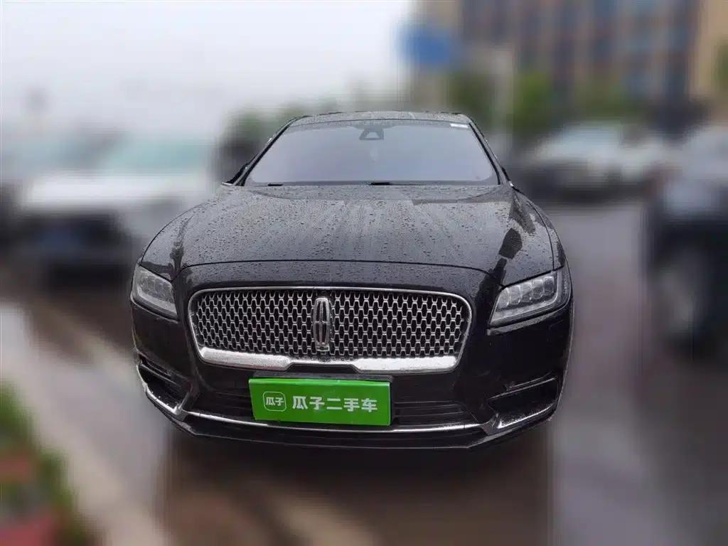 Lincoln Continental 2018 2.0T Two-Wheel Drive Premium Edition — миниатюра 3