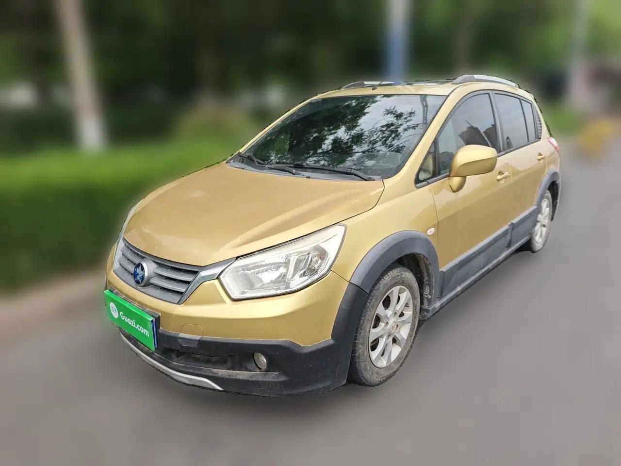 Venucia R50X 2013 1.6L Manual Model — миниатюра 1