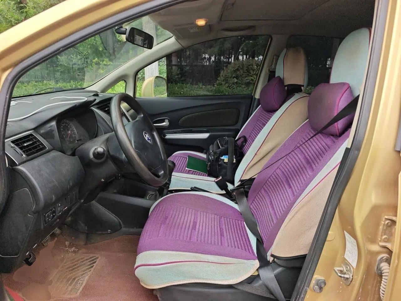 Venucia R50X 2013 1.6L Manual Model — миниатюра 16