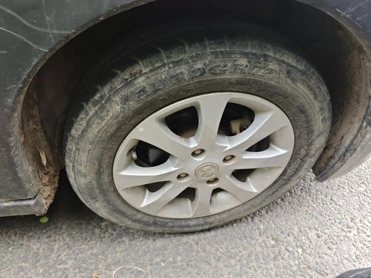 Venucia R50X 2013 1.6L Manual Model — миниатюра 8