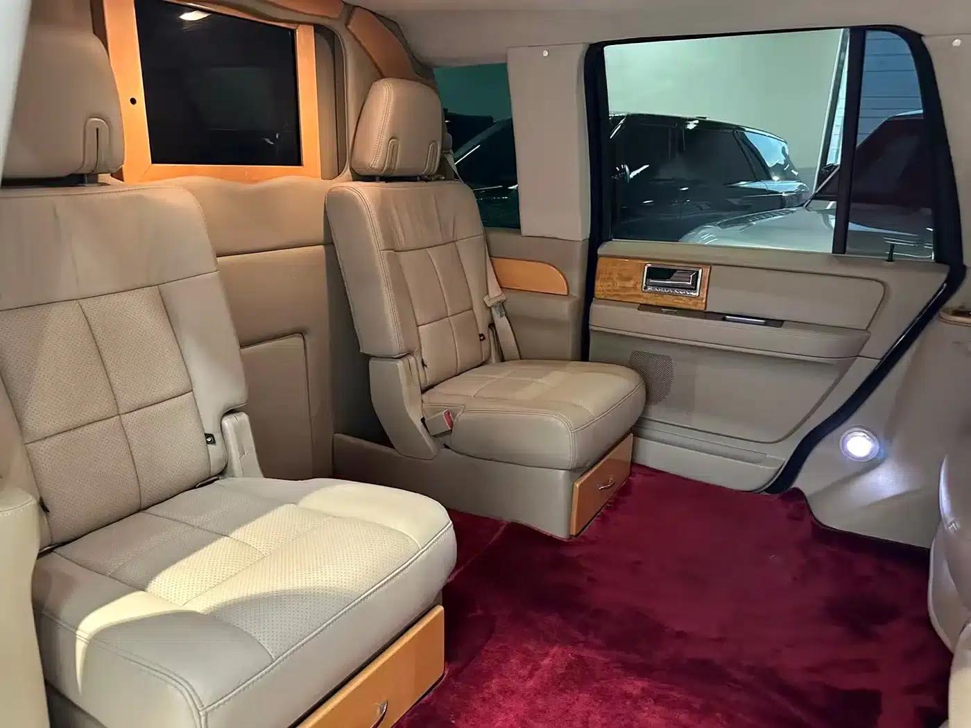 Navigator One 2008 Model 5.4L Extended Version — миниатюра 12