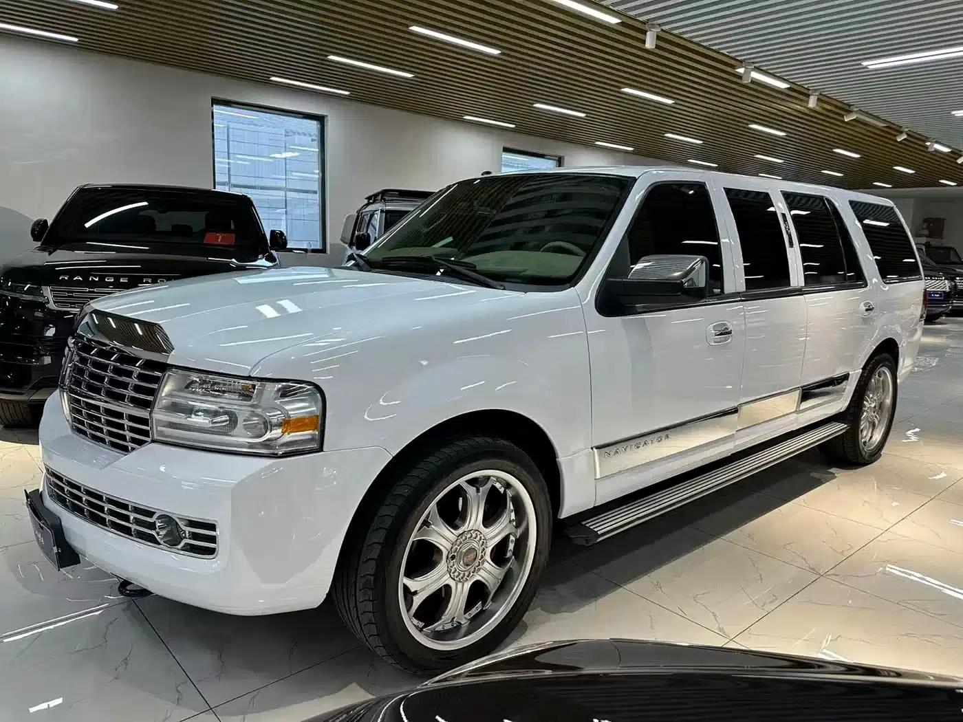 Navigator One 2008 Model 5.4L Extended Version — миниатюра 7