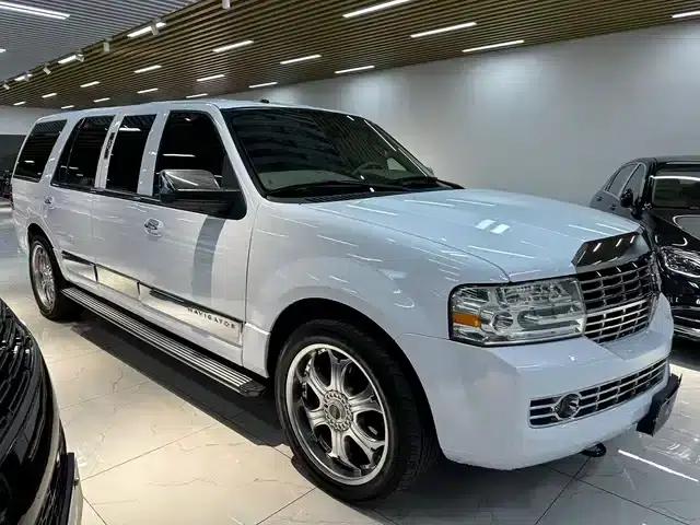 Navigator One 2008 Model 5.4L Extended Version