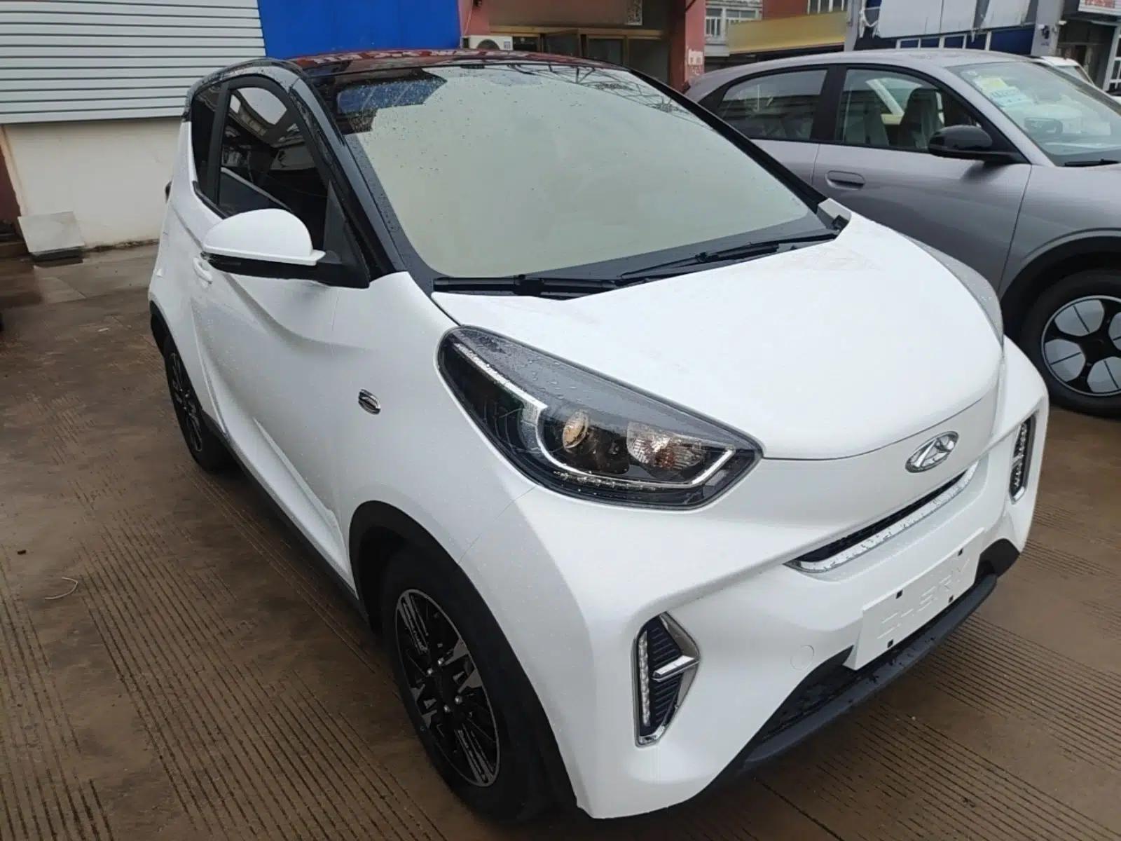 Chery QQ Little Ant 2024 251km True Love Edition — миниатюра 3