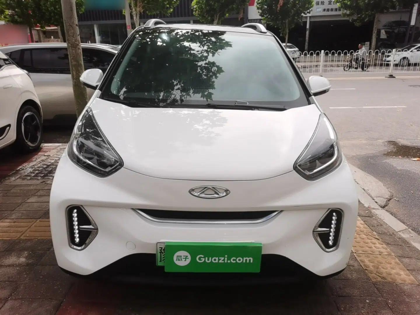 Chery QQ Little Ant 2022 Sweet Pink Edition Full-Sugar Version Lithium Iron Phosphate 30 kW 301 km — миниатюра 2