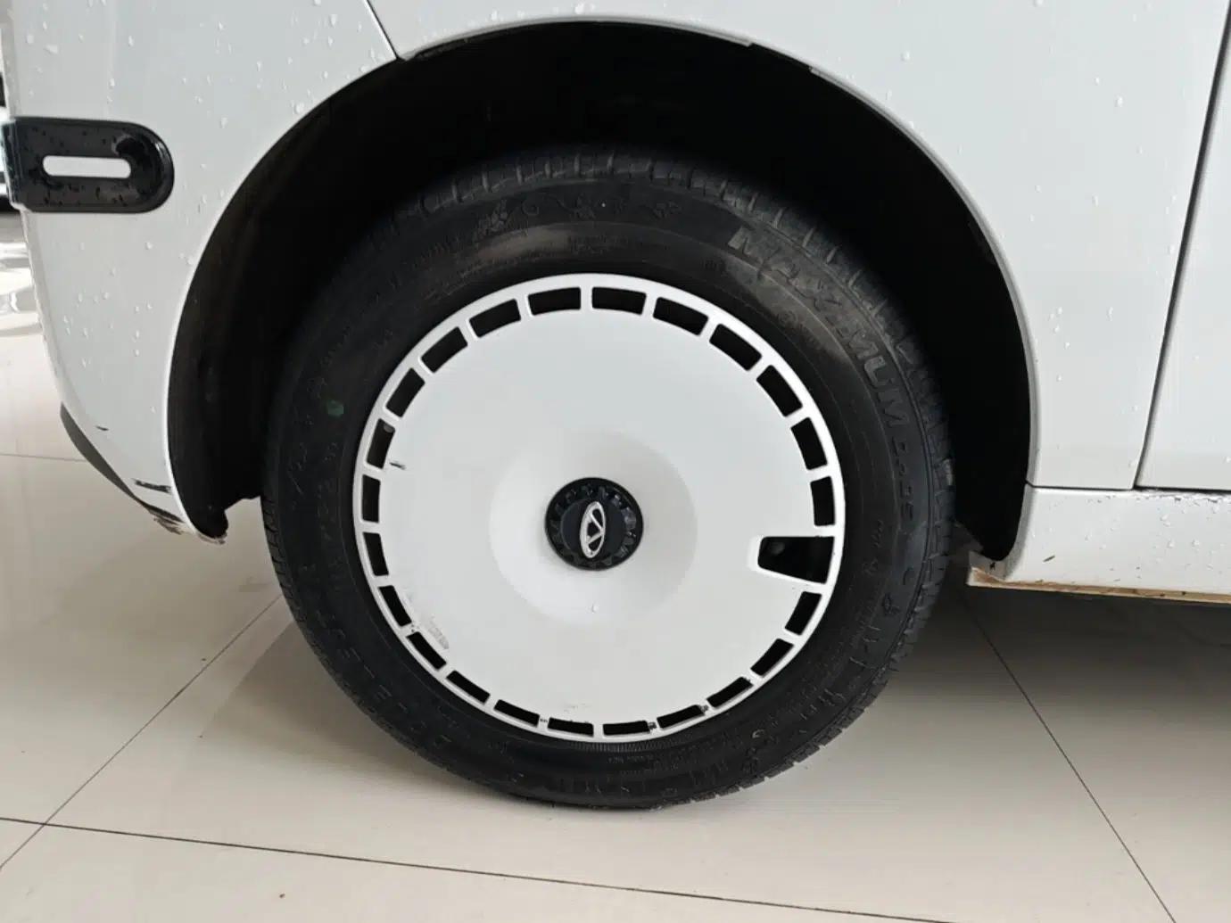 Chery QQ Ice Cream 2024 Edition Youth Version 205km Sundae — миниатюра 8