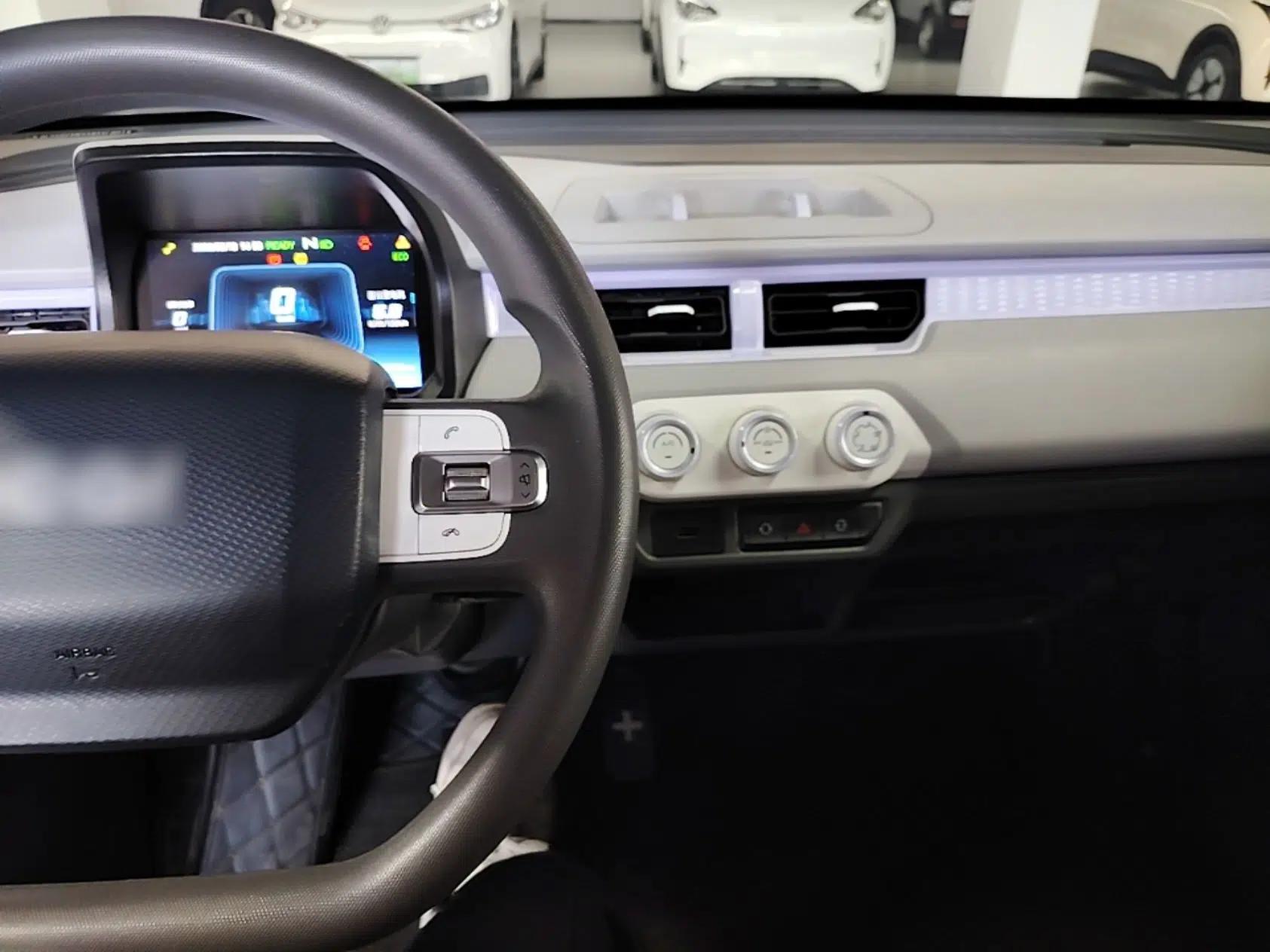 Chery QQ Ice Cream 2022 170km Sundae Phosphate Lithium-Ion — миниатюра 13
