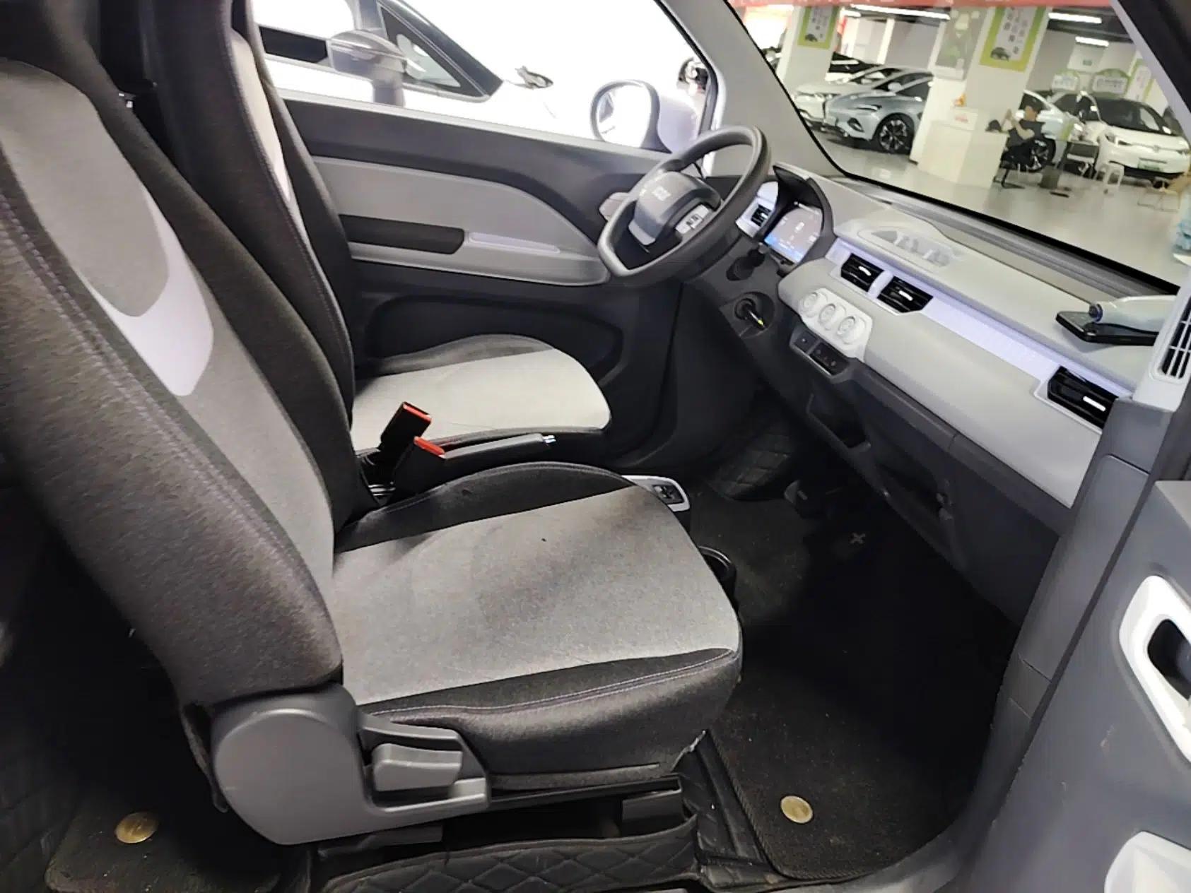 Chery QQ Ice Cream 2022 170km Sundae Phosphate Lithium-Ion — миниатюра 23