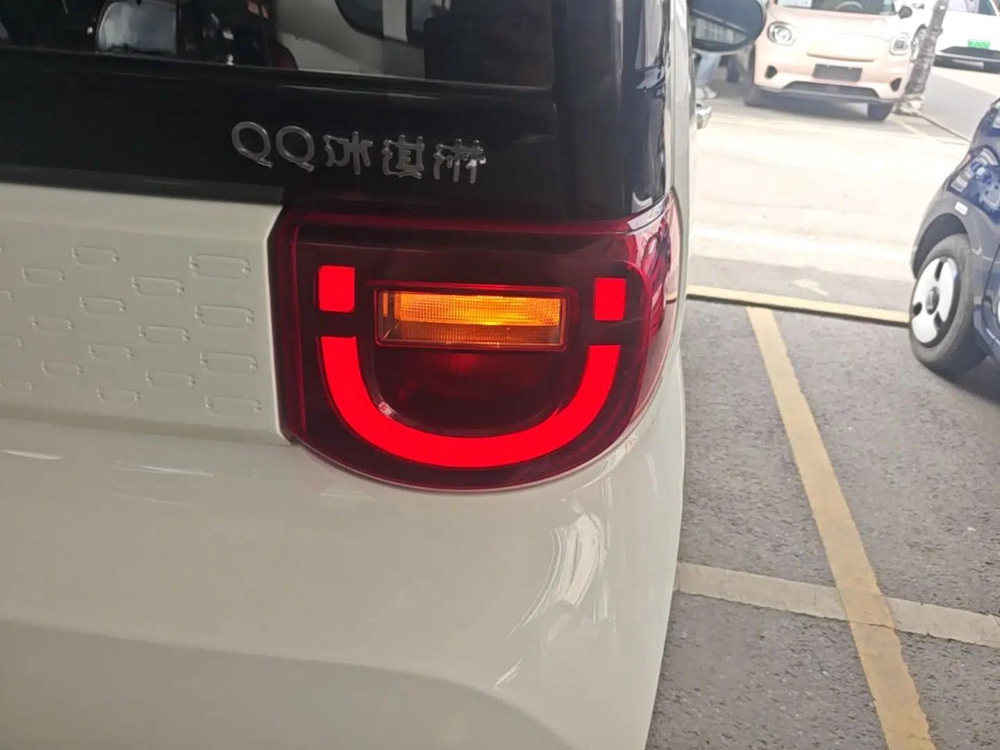 Chery QQ Ice Cream 2022 Pudding Model — миниатюра 7