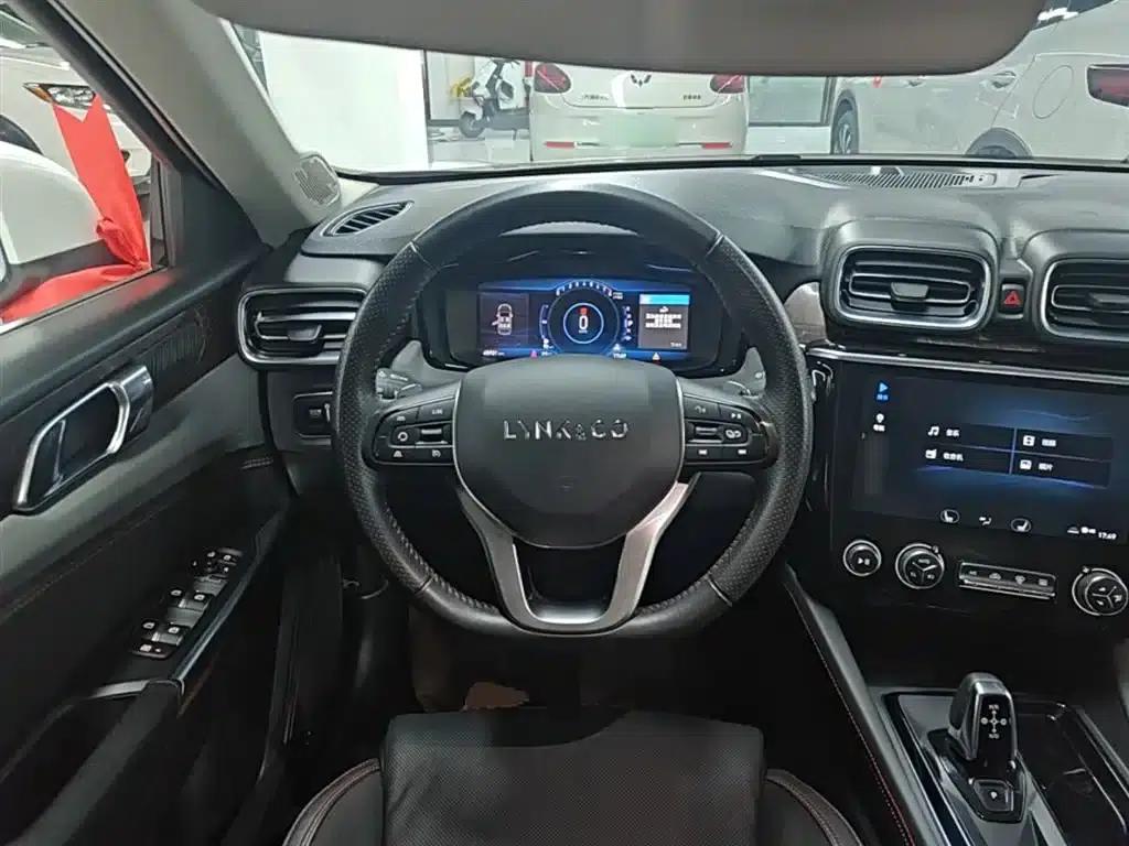 Lynk & Co 02 2018 1.5T DCT 2WD Sport Edition (National V Emission Standard) — миниатюра 11