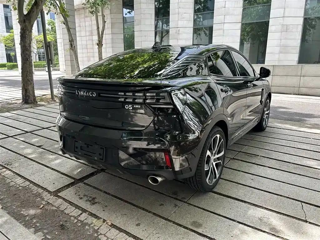 Lynk & Co 05 2022 2.0TD AWD Halo — миниатюра 3