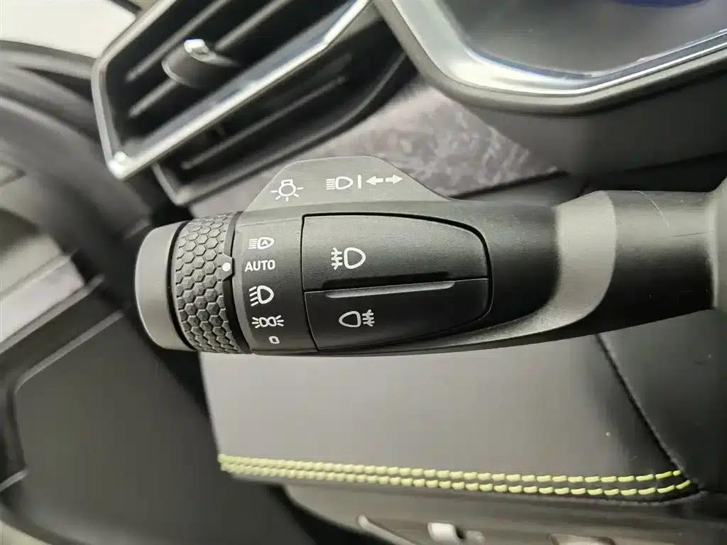 Lynk & Co 05 2020 2.0TD Two-Wheel Drive Halo — миниатюра 21