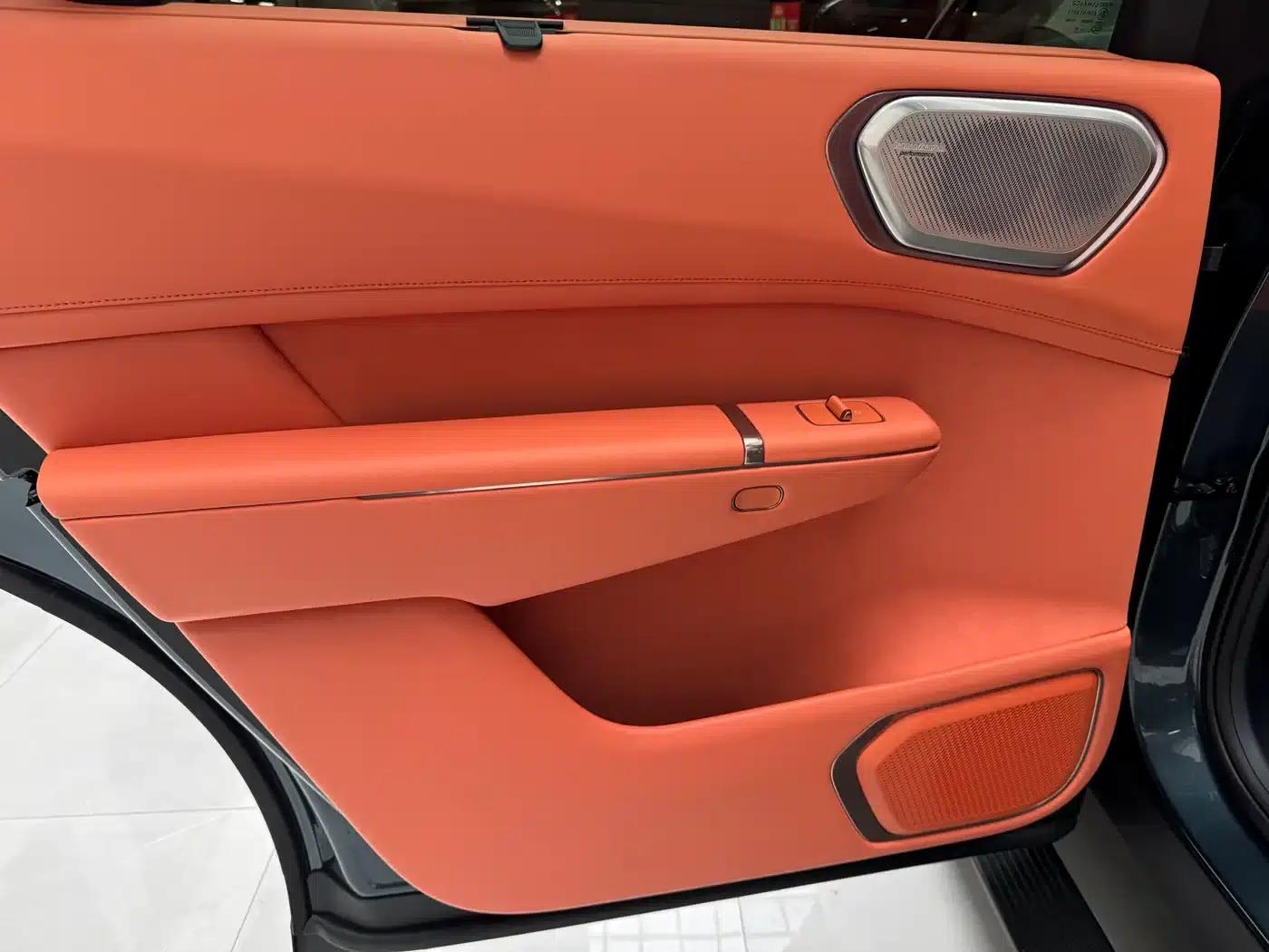 Lynk & Co 900 2025 2.0T Ultra 6-seater — миниатюра 11