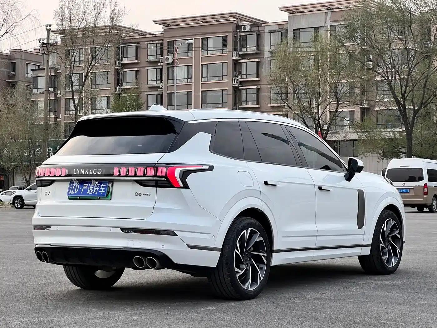 Lynk & Co 09 EM-P 2021 2.0T PHEV Ultra Six-Seater — миниатюра 4