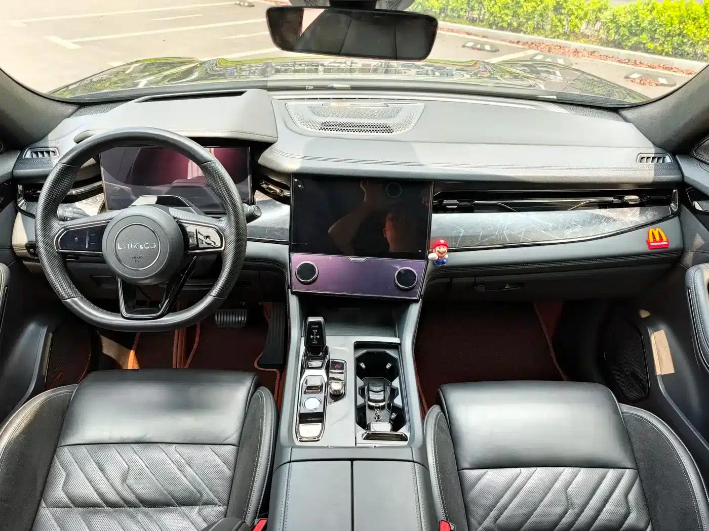 Lynk & Co 09 EM-P 2021 2.0T PHEV Halo 7-seater — миниатюра 5