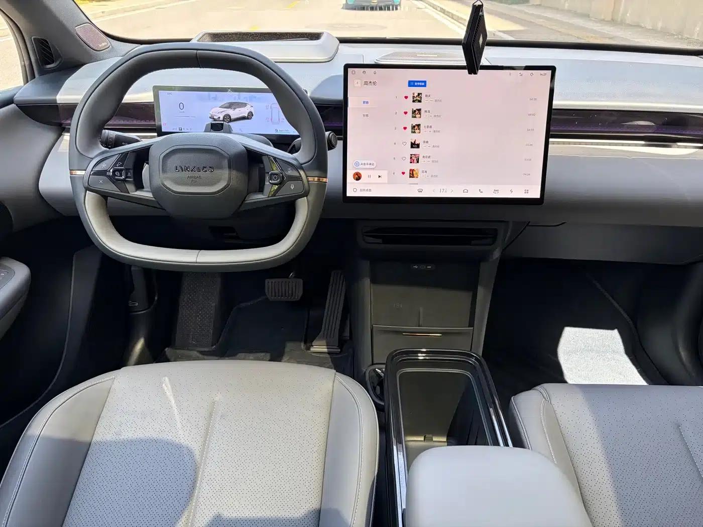 Lynk & Co Z20 2025 Model, 530km/h Rear-Wheel Drive Max — миниатюра 9