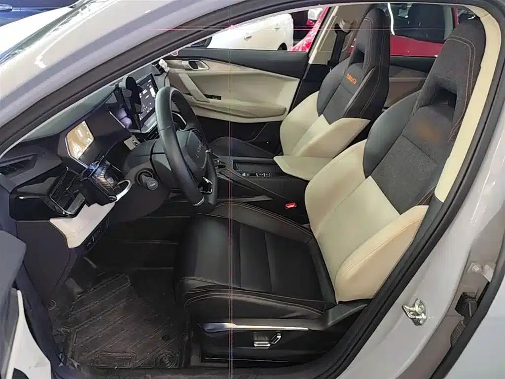 Lynk & Co 06 EM-P 2022 PHEV 84KM Range Pro — миниатюра 15