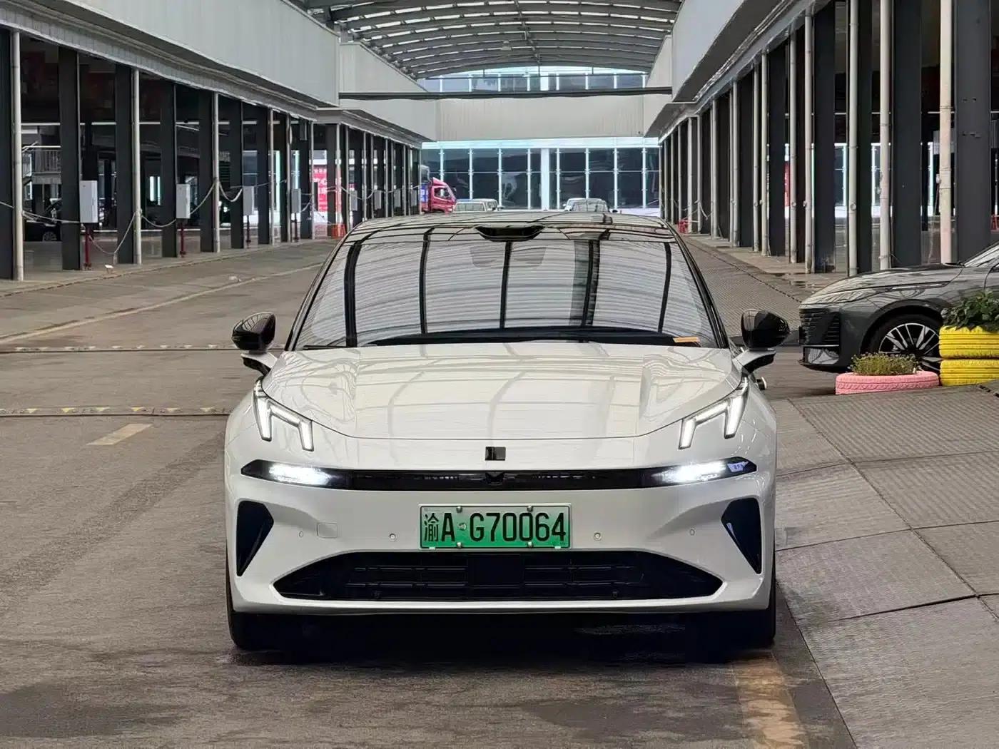 Lynk & Co 07 EM-P 2026 Model, 126km Long Range Ultra — миниатюра 2